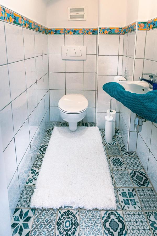 #Lowcosthighcomfort لوبن المظهر الخارجي الصورة
